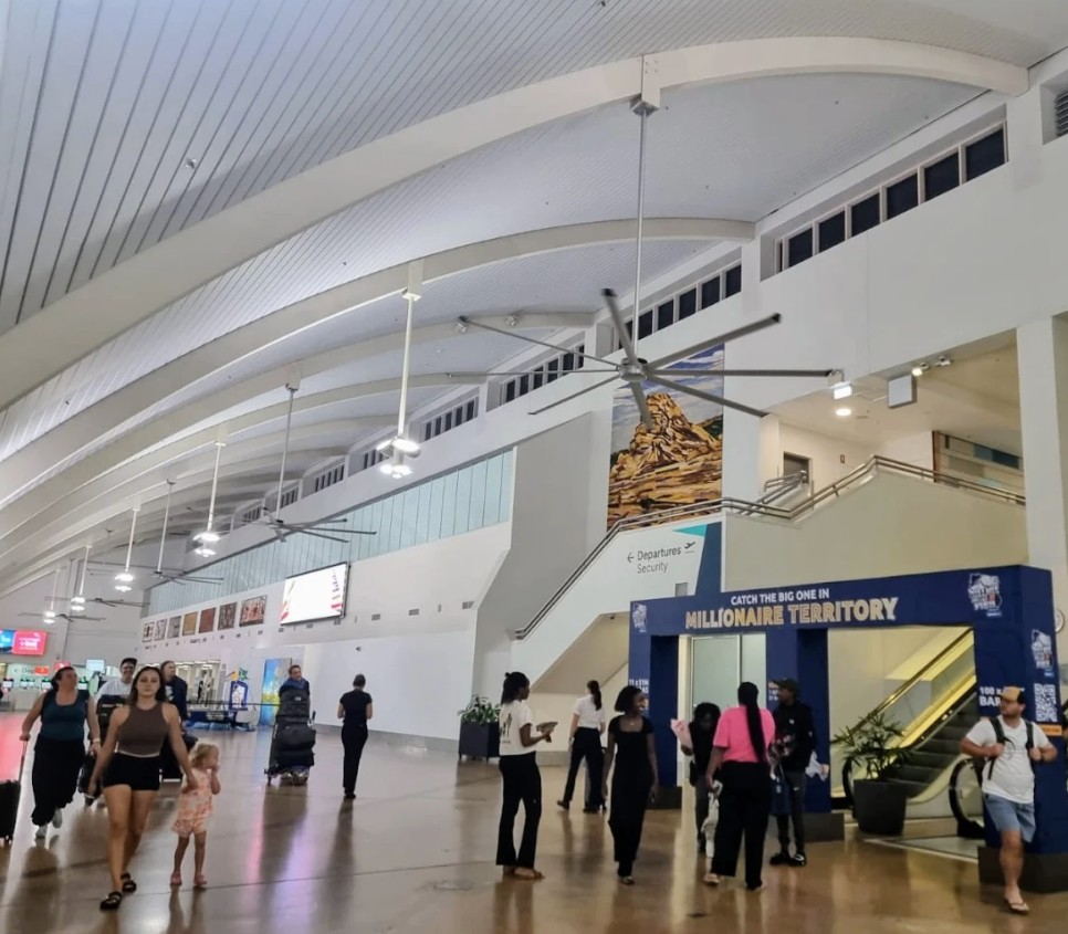 airport advertising concept