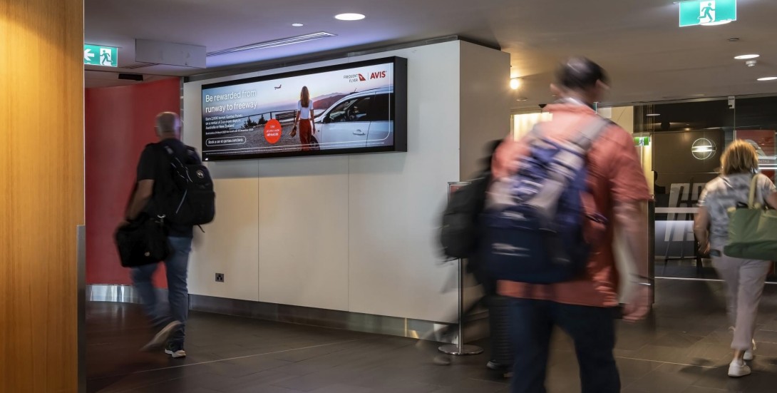 airport-bulkhead-lightbox